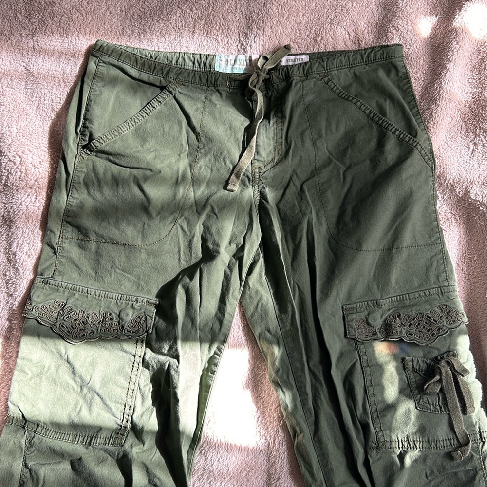 Vintage Old Navy low-rise cargo pants